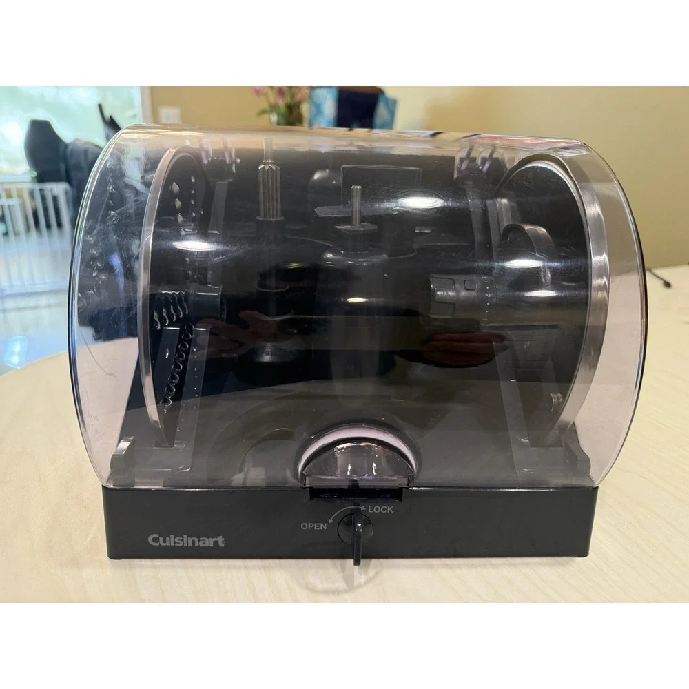 Cuisinart FP-11/13SC 13-Cup Food Processor 6 Attachments w/Case Holder Used Lock